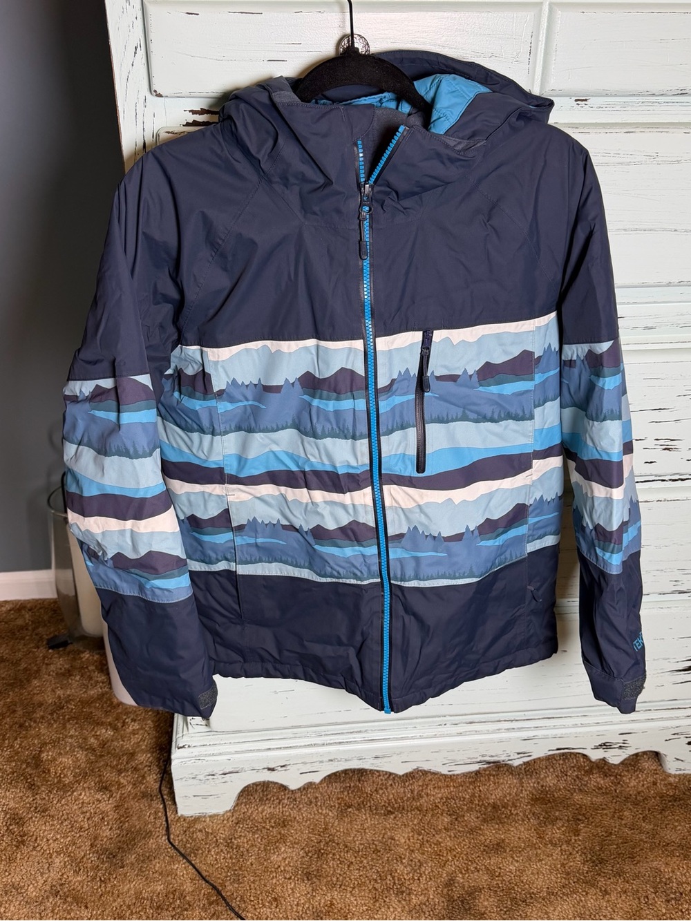 L.L. Bean Boys Navy Blue Striped Hooded Ski/winter Jacket. Size L (14/16).